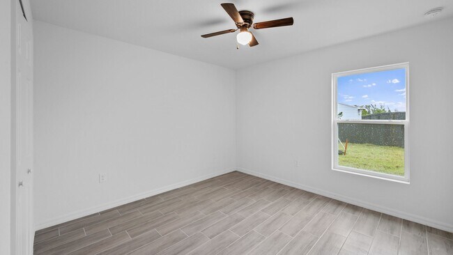 Building Photo - 2123 NW 24th Terrace