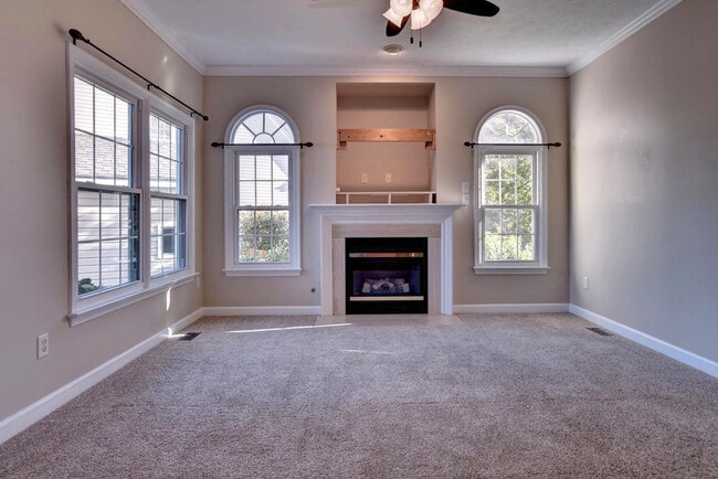 Building Photo - 128 Rockmor Ln