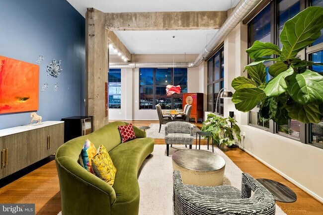 Building Photo - 1200 Steuart St