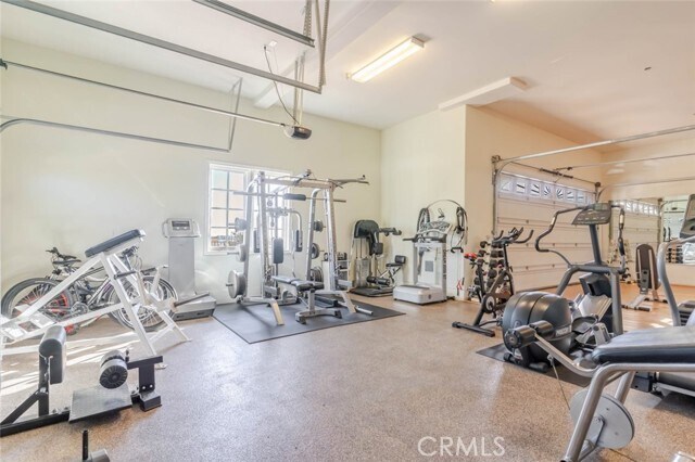 Building Photo - 10817 W Stallion Ranch Rd