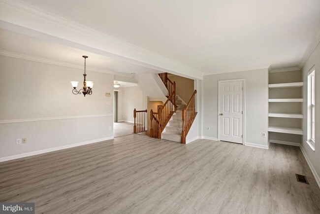 Building Photo - 7409 Gadsby Square