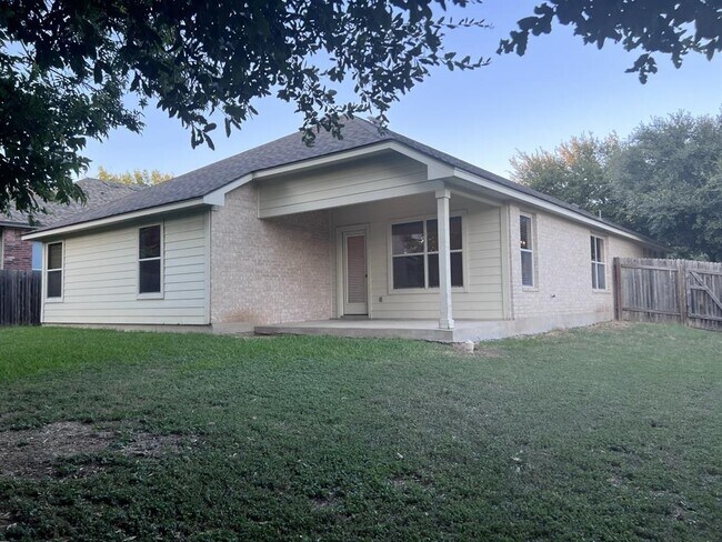 Building Photo - 10028 Anahuac Trail