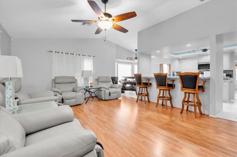 Building Photo - 7099 Pond View Ct