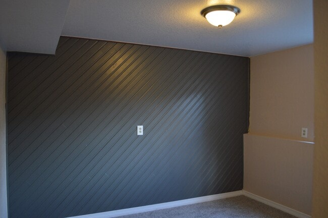 Building Photo - 8146 E Fremont Ave