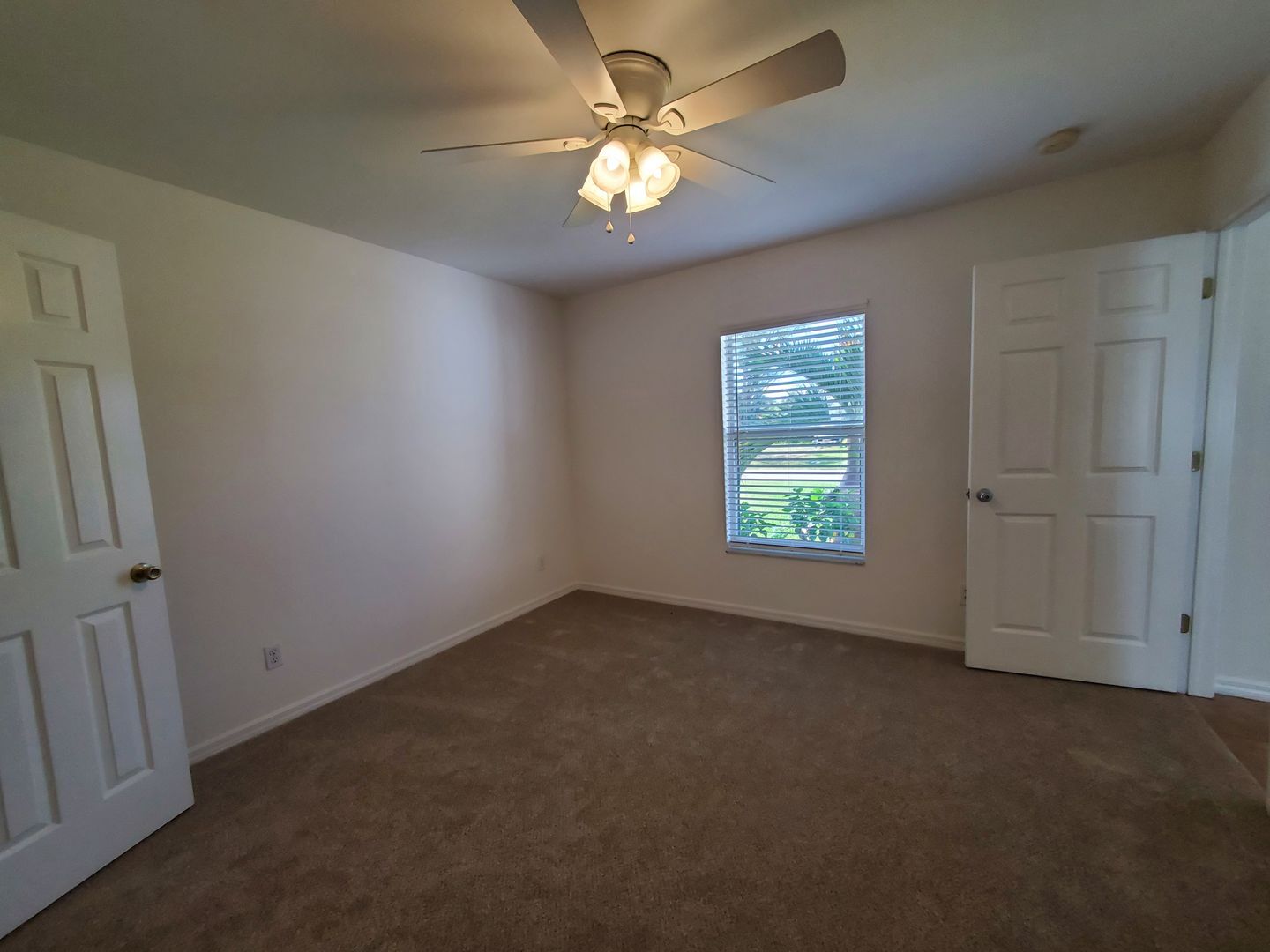 Building Photo - SW area 3/2 Rent Ready