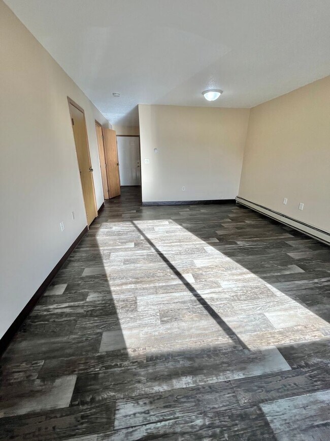 Interior Photo - Northwestern Apartments