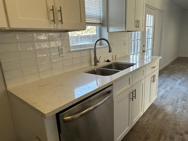 Building Photo - 3356 P Ave