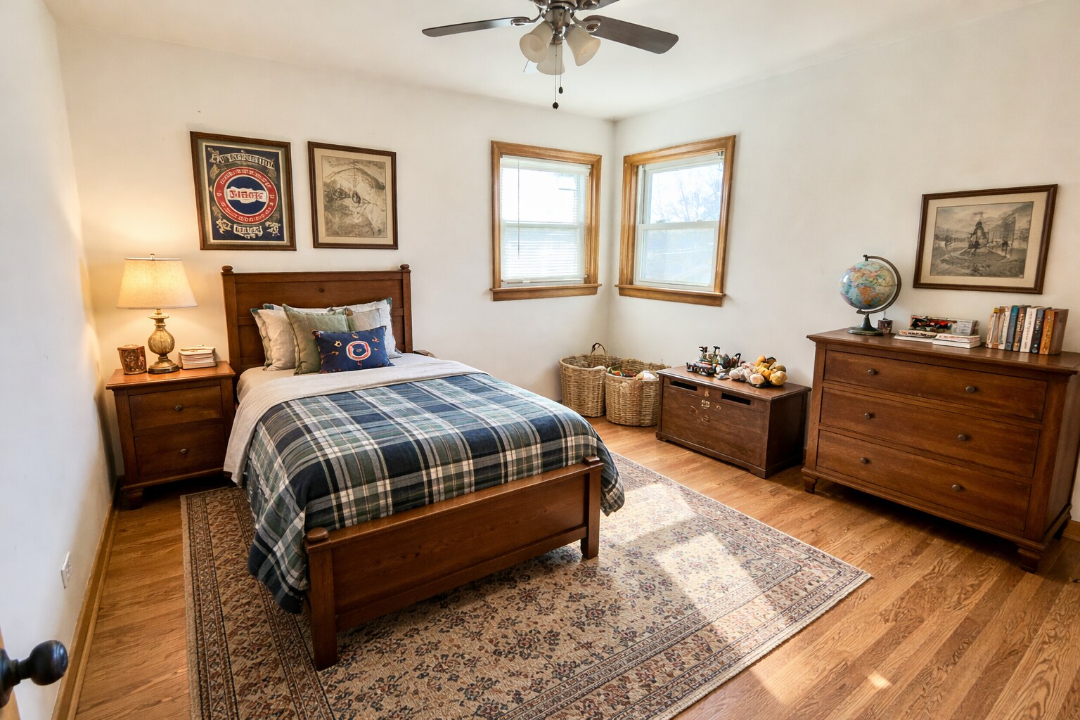 Building Photo - 5254 N LeClaire Ave