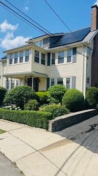 Building Photo - 48 Trapelo St