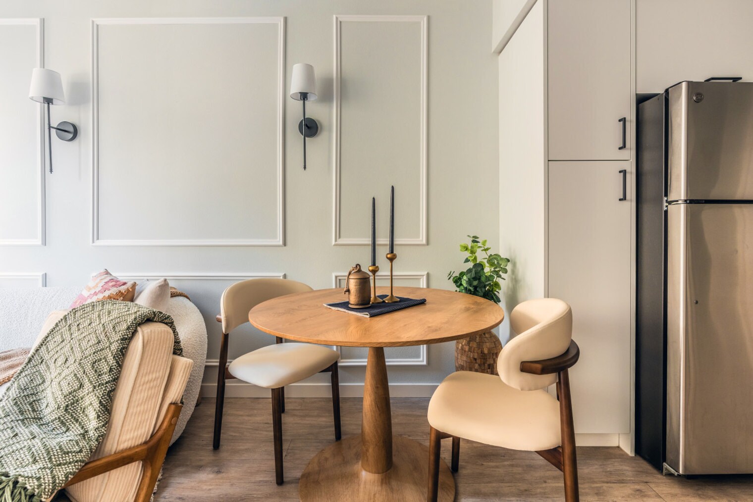 Building Photo - 320 Queen Anne Ave N