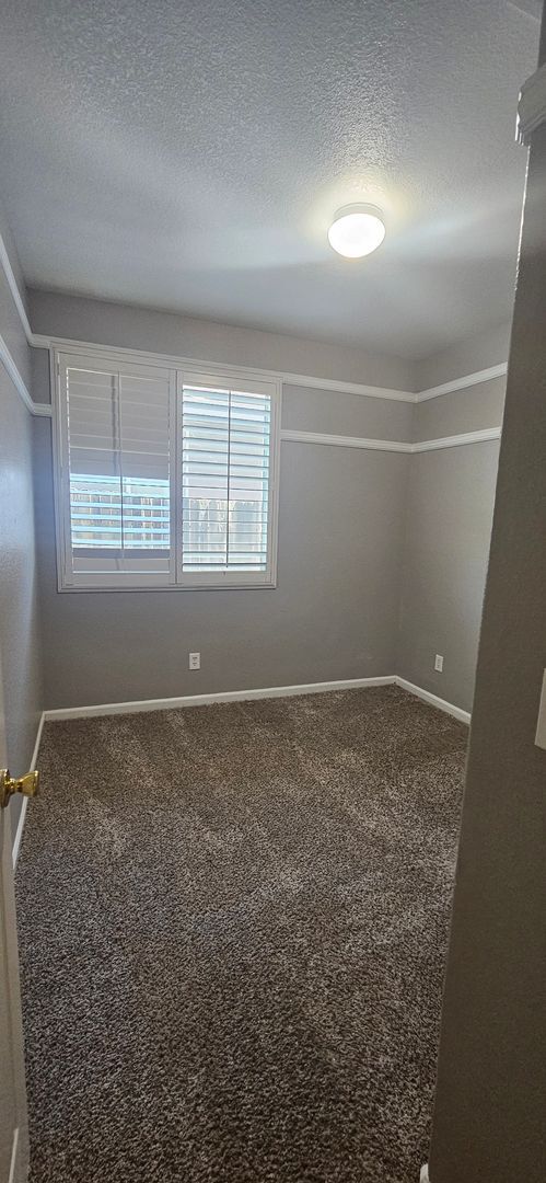 Building Photo - 5796 Bridgecross Dr
