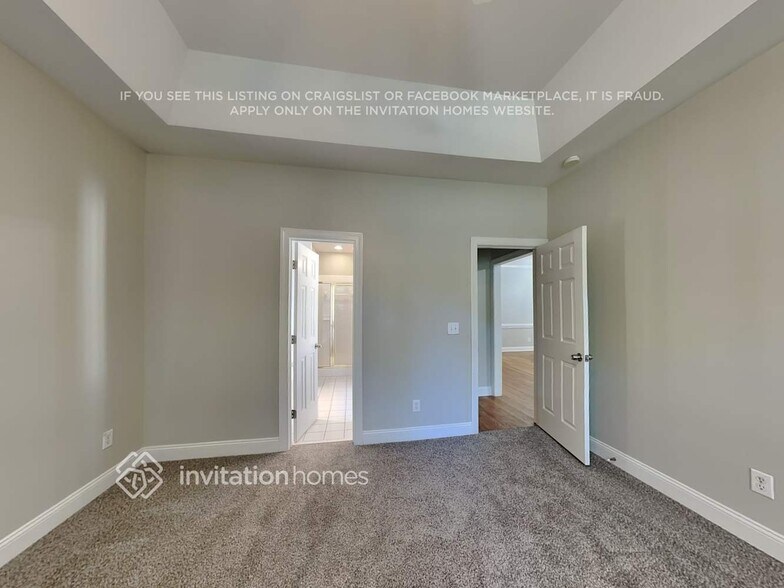 Building Photo - 6150 Garamond Ct