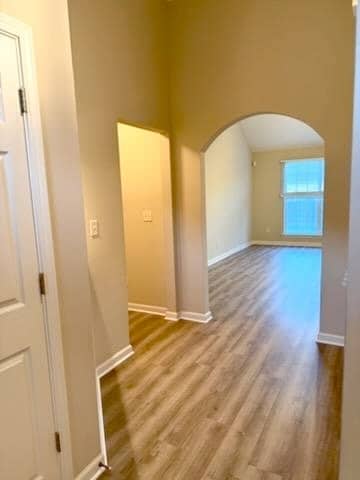 Building Photo - 4852 Ashcroft Dr