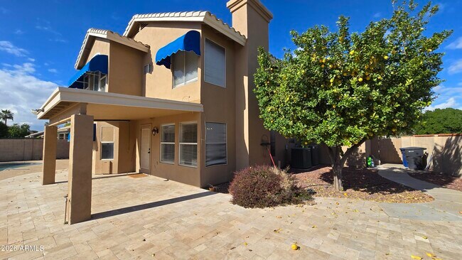 Building Photo - 2011 W Harrison St