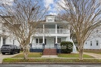 Building Photo - 1307 Holly Ave