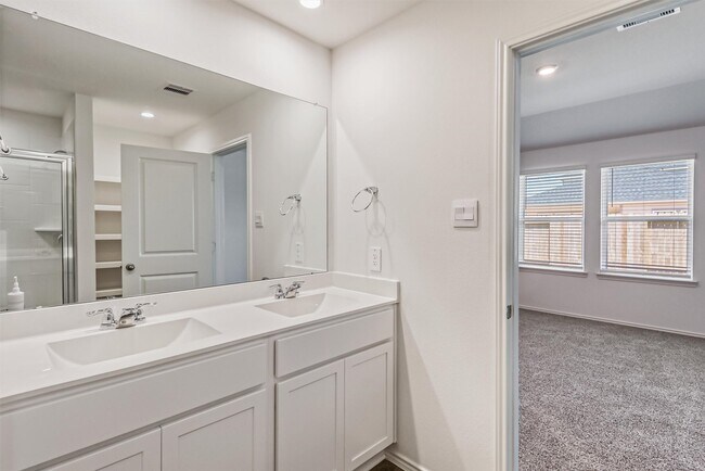 Building Photo - 30846 Brightwell Bnd
