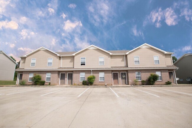 Building Photo - 2284 McCormick Lane