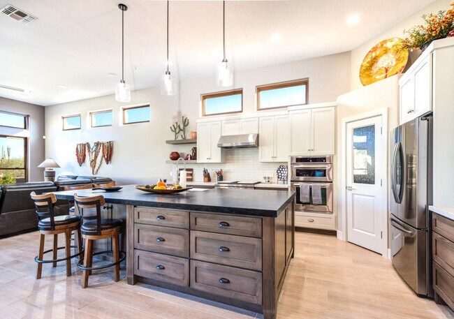 Building Photo - 7970 E Las Piedras Way