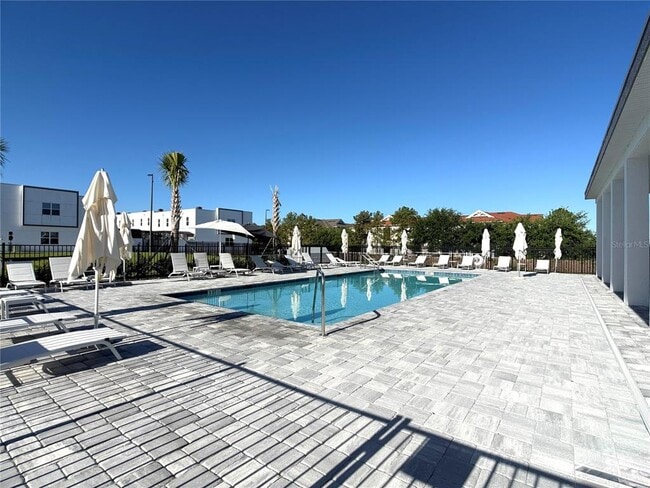 Building Photo - 332 Famagusta Dr
