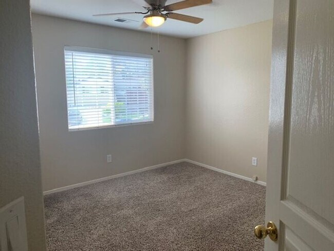 Building Photo - 3200 Fairlands Ct