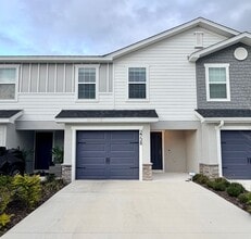 Building Photo - Modern 3BR Townhome in Plant City – Move-In Ready