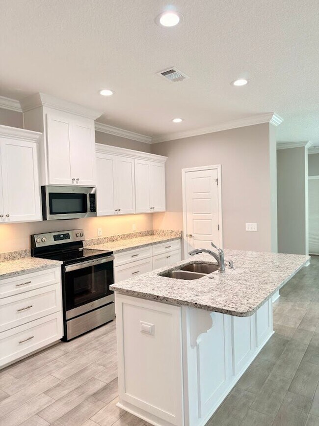 Building Photo - 140 The Villas Wy
