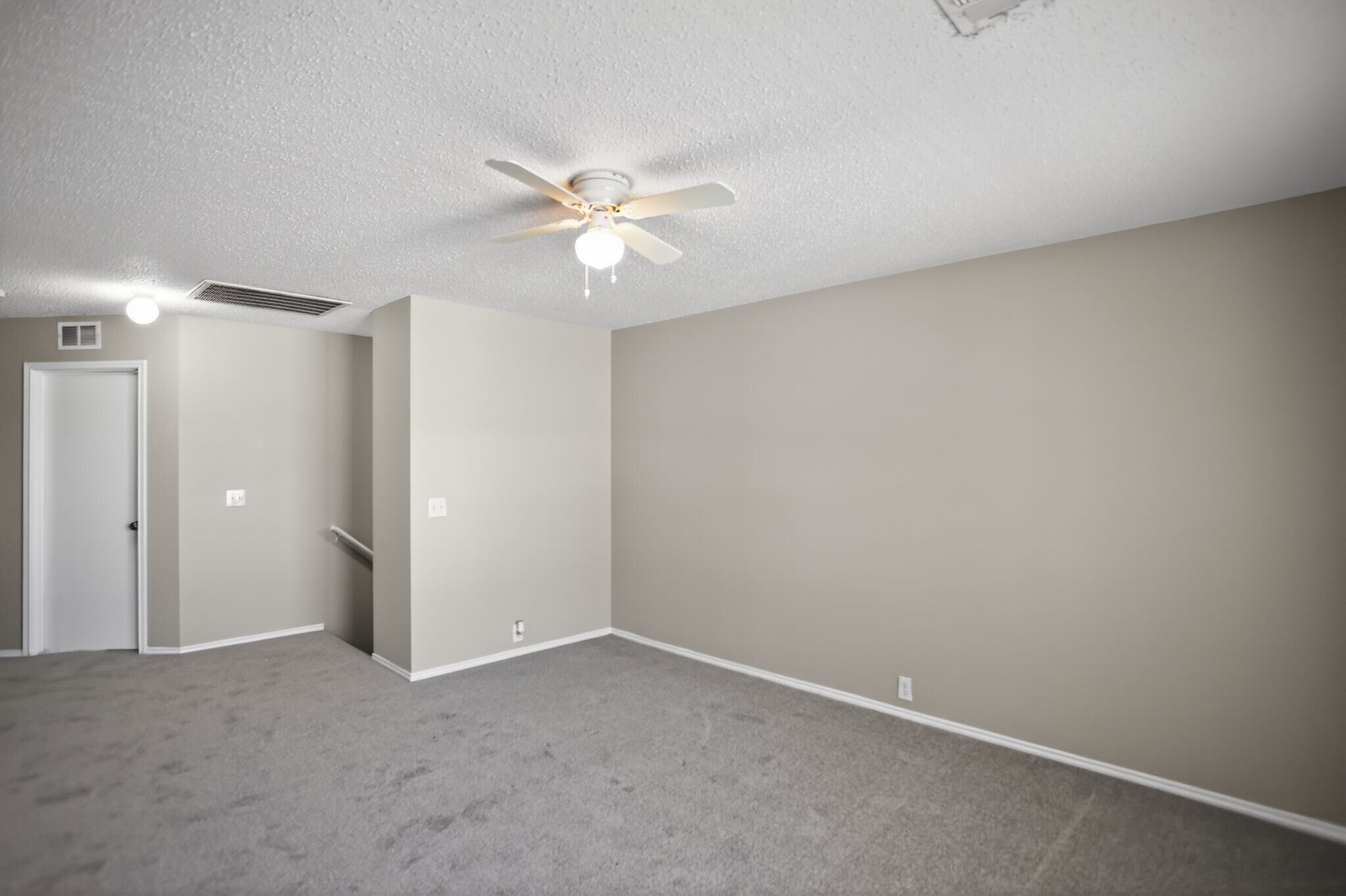 Building Photo - 4608 Merlot Dr