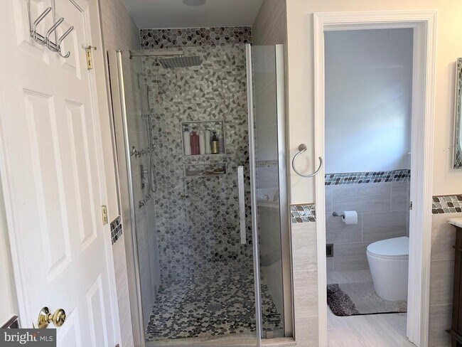 Building Photo - 413 Ruby Rd