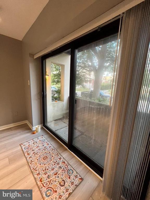 Building Photo - 102 Dudley Ave