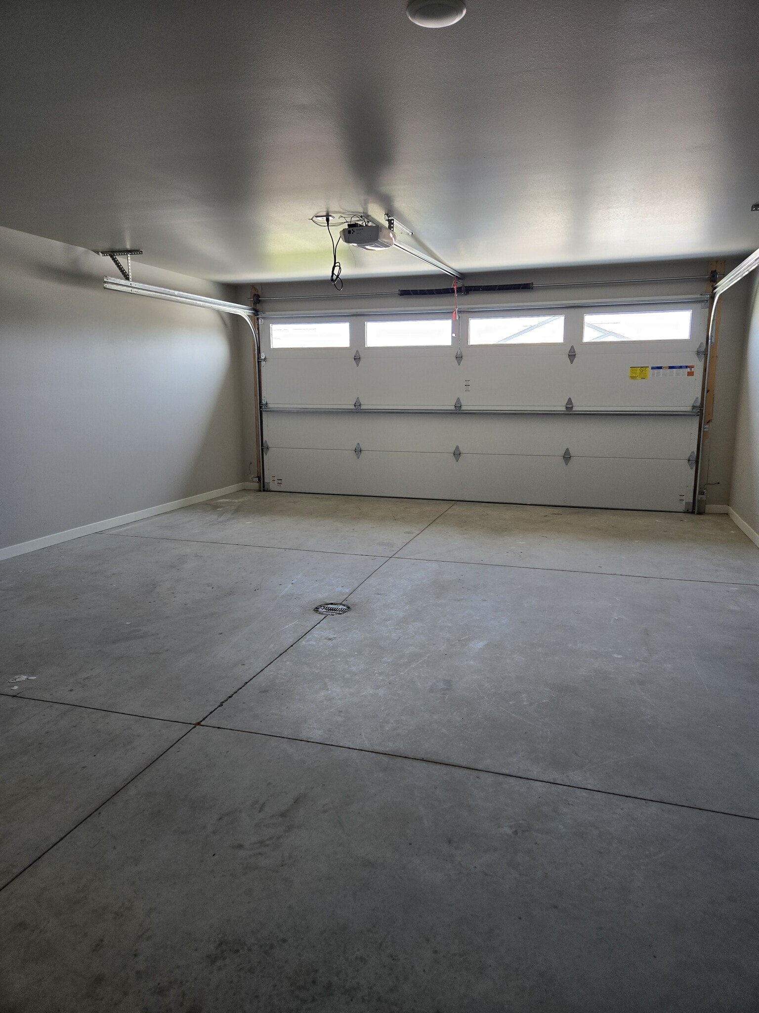 Building Photo - 1407 W 20th Ave