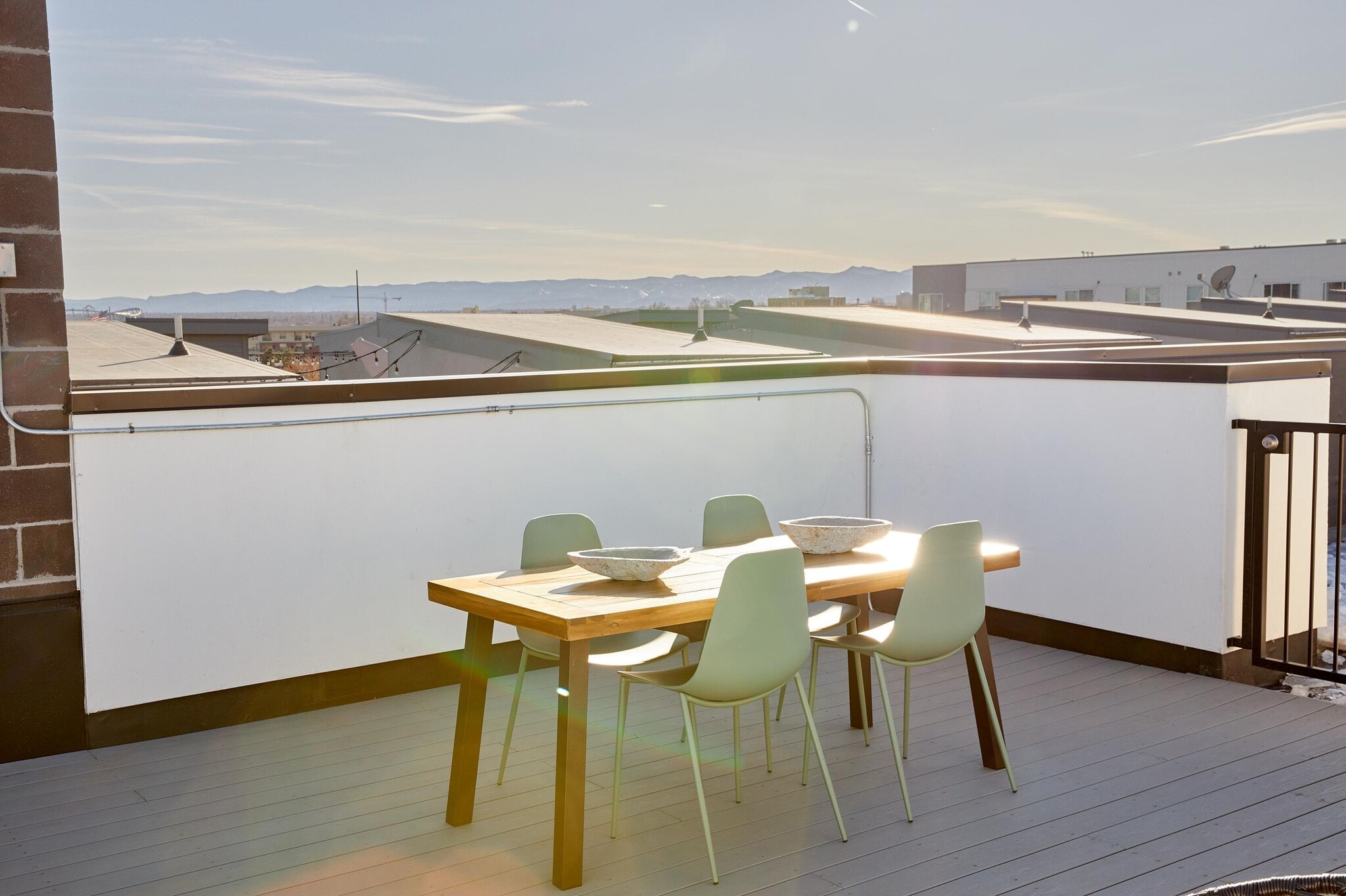 Building Photo - 3024-3024 Zuni St