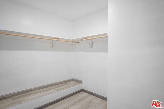 Building Photo - 8322 Colegio Dr