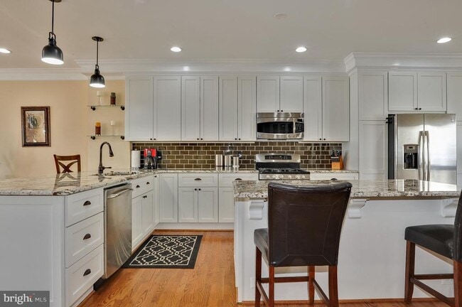 Building Photo - 5306 Sandyford St