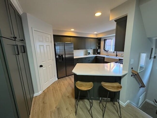 Building Photo - Greenwood Townhome 2Beds 1.5 Bath- $3,100