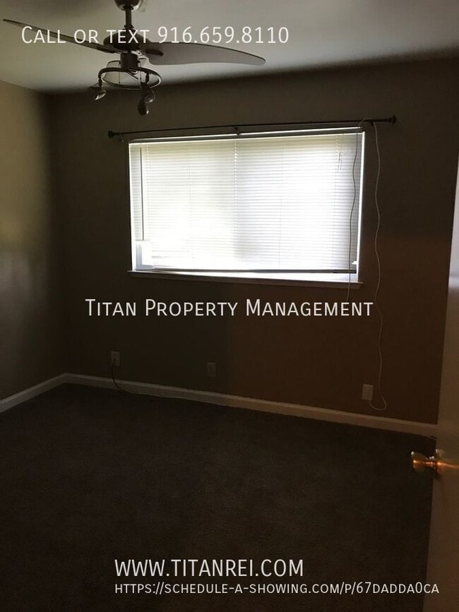 Building Photo - 4043 Tresler Ave