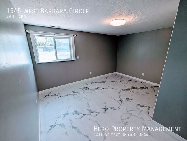 Building Photo - 1545 Barbara Cir