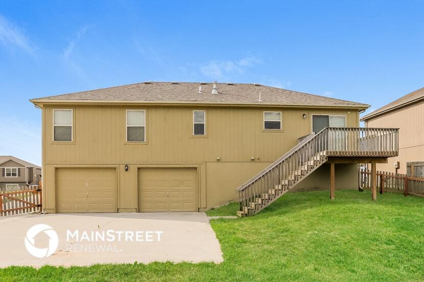 Building Photo - 410 Golfview Dr