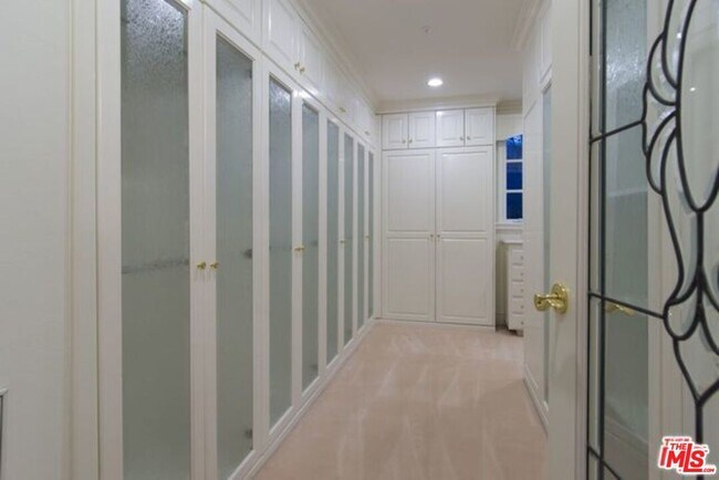 Building Photo - 3855 Brunston Ct
