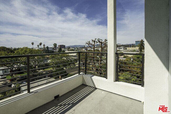 Building Photo - 2465 Purdue Ave