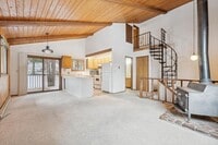 Building Photo - Wisconsin Townhome