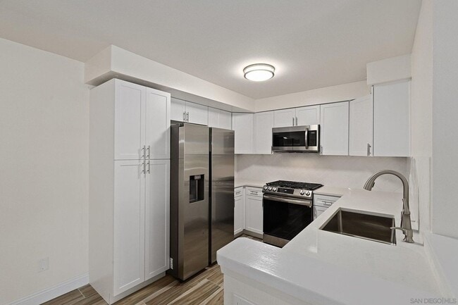 Building Photo - 12291 Carmel Vista Rd