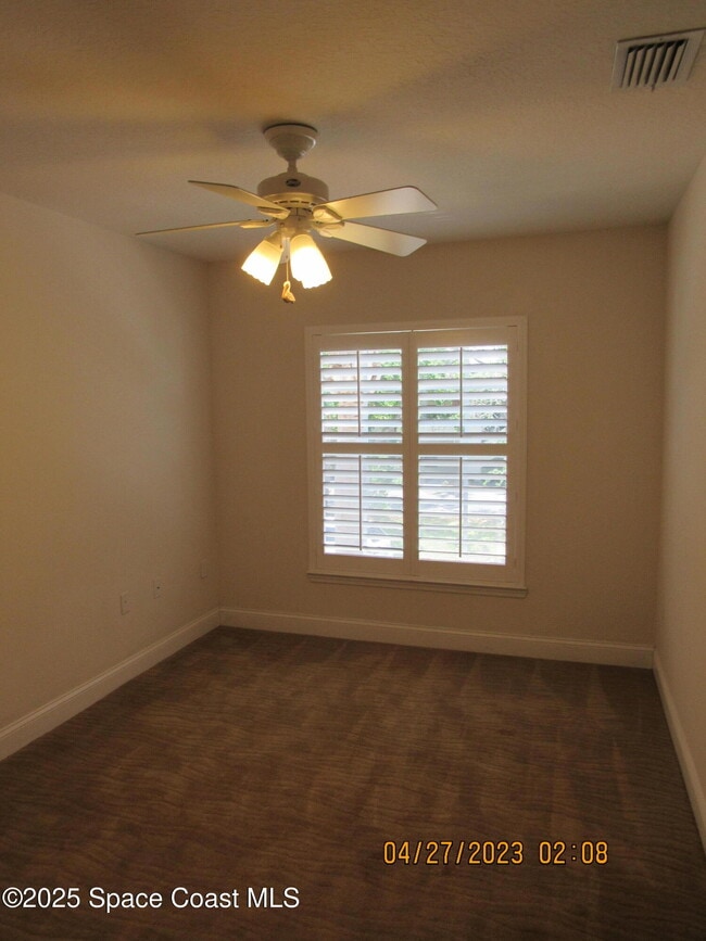 Building Photo - 302 King Neptune Ln