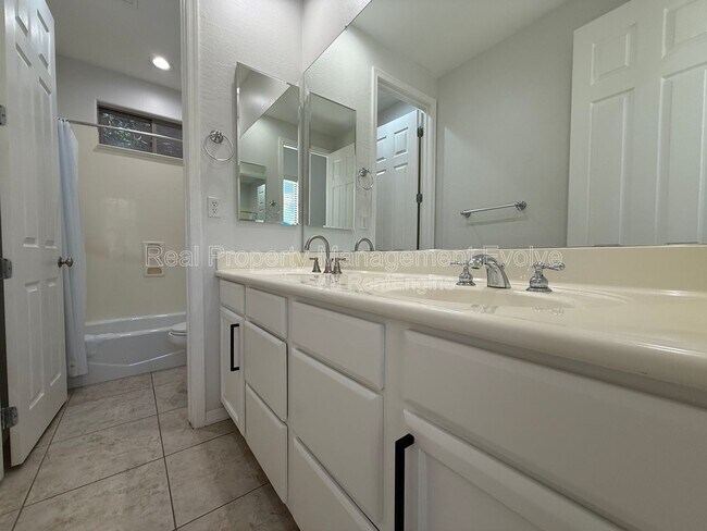 Building Photo - 23012 N 38th Pl