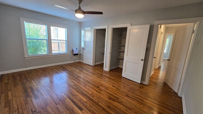 Building Photo - 237 Senisa Dr