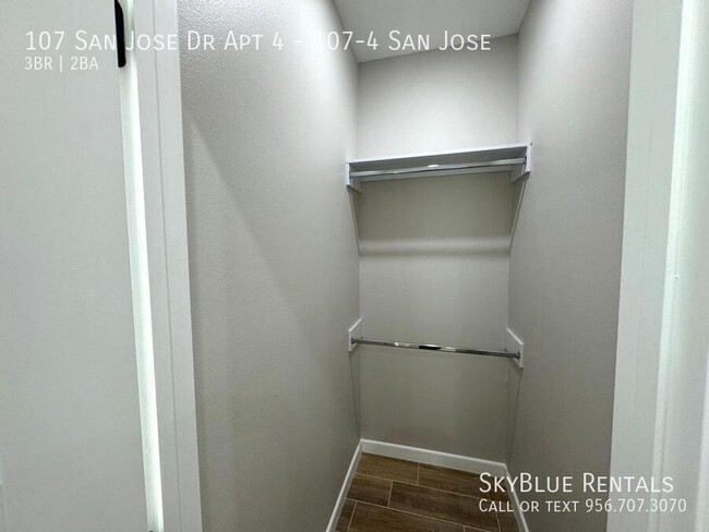 Building Photo - 107 San Jose Dr