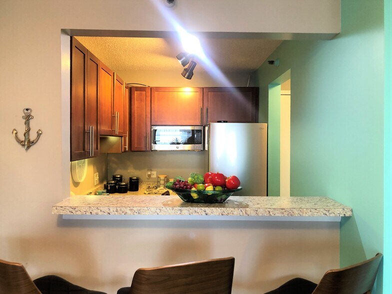 Painted walls are in Model unit only. - 680 N Lake Shore Dr