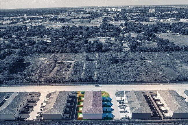 Building Photo - 208 Autumn Berry Ln