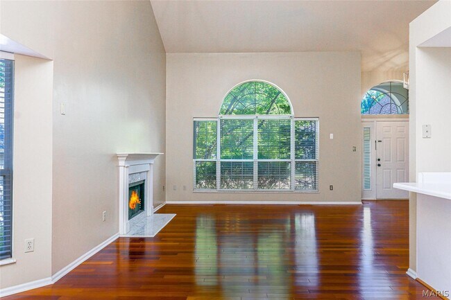 Building Photo - 16211 Port of Nantucket Dr