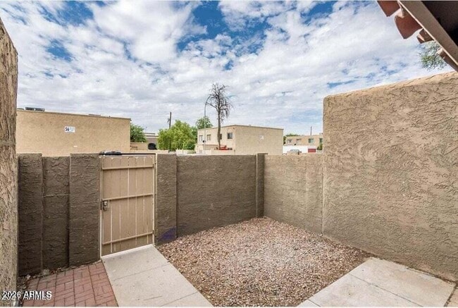 Building Photo - 4522 E Pueblo Ave