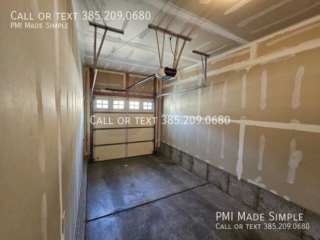 Building Photo - 10439 Sage Vista Way